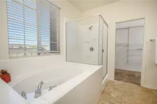 41005 Crimson Pillar Ln, Lake Elsinore, CA 92532 - Photo 20