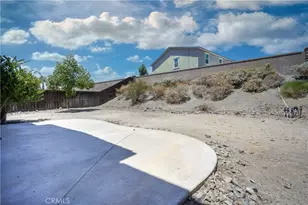 41005 Crimson Pillar Ln, Lake Elsinore, CA 92532 - Photo 30