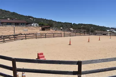 18275 Serengeti, Murrieta, CA 92562 - Photo 14
