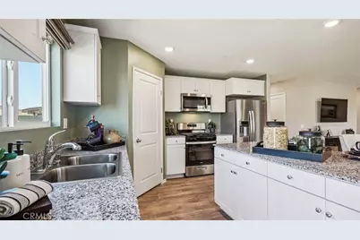 31100 Maple Bark Drive, Winchester, CA 92596 - Photo 6