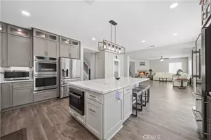 40740 Clancy Ct, Murrieta, CA 92562 - Photo 16