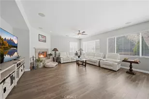40740 Clancy Ct, Murrieta, CA 92562 - Photo 18