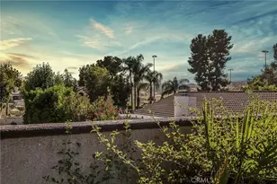 29467 Stampede, Canyon Lake, CA 92587 - Photo 2