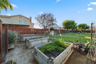 729 Smith, Hemet, CA 92544 - Photo 38