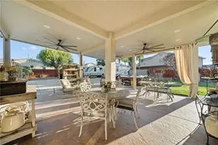 729 Smith, Hemet, CA 92544 - Photo 32
