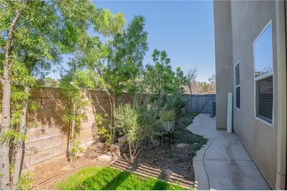 40601 Cebu, Temecula, CA 92591 - Photo 14