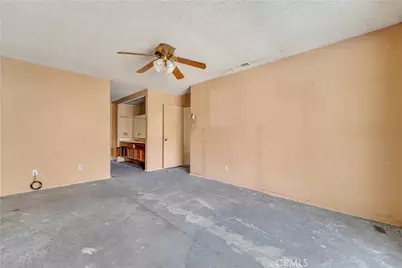 37134 Calle Real, Palmdale, CA 93550 - Photo 10
