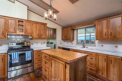 38075 Calle Amigable, Murrieta, CA 92563 - Photo 8