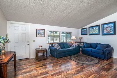 38075 Calle Amigable, Murrieta, CA 92563 - Photo 6