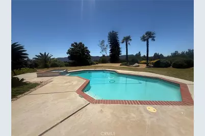 2415 Eucalyptus, Escondido, CA 92029 - Photo 2