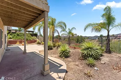 23622 Saratoga Springs, Murrieta, CA 92562 - Photo 6