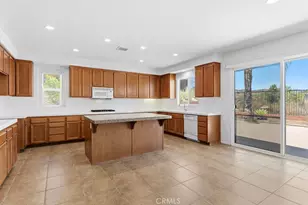 23622 Saratoga Springs, Murrieta, CA 92562 - Photo 20