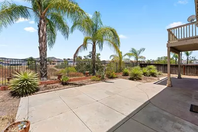 23622 Saratoga Springs, Murrieta, CA 92562 - Photo 4