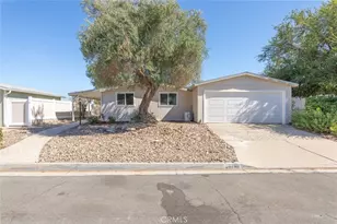 24788 Split Rail Rd, Wildomar, CA 92595 - Photo 2