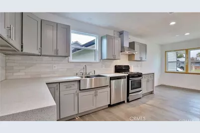 477 E Van Koevering, Rialto, CA 92376 - Photo 8