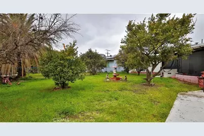 477 E Van Koevering, Rialto, CA 92376 - Photo 18