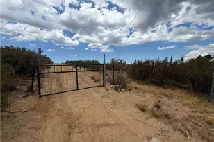 38400 Fischer Rd, Anza, CA 92539 - Photo 46