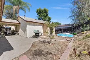 41041 Via Halcon, Temecula, CA 92591 - Photo 12