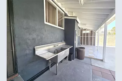 15716 Larch Avenue, Lawndale, CA 90260 - Photo 32