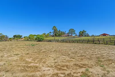 35820 Pauba Rd, Temecula, CA 92592 - Photo 32