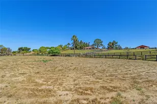 35820 Pauba Rd, Temecula, CA 92592 - Photo 32