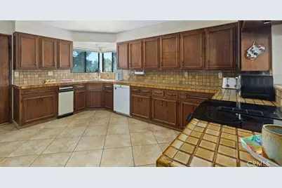 35820 Pauba Rd, Temecula, CA 92592 - Photo 12