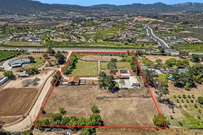 35820 Pauba Rd, Temecula, CA 92592 - Photo 2