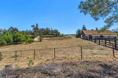 35820 Pauba Rd, Temecula, CA 92592 - Photo 34