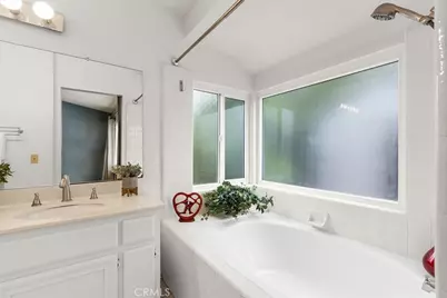 7158 Foxcroft, Riverside, CA 92506 - Photo 24