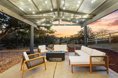 40752 Los Amantes Road, Temecula, CA 92592 - Photo 32