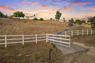 40752 Los Amantes Rd, Temecula, CA 92592 - Photo 48