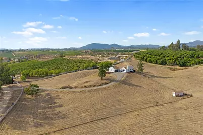40752 Los Amantes Road, Temecula, CA 92592 - Photo 54
