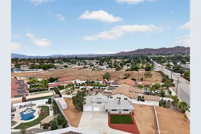 34915 Orange, Wildomar, CA 92595 - Photo 52