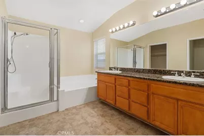 23613 Black Oak, Murrieta, CA 92562 - Photo 16