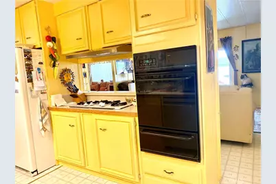 1053 W Johnston Avenue, Hemet, CA 92543 - Photo 12