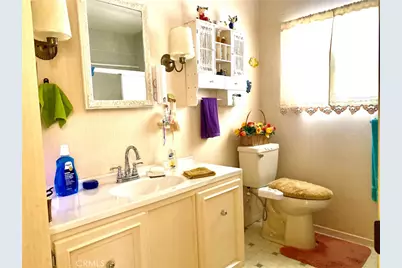 1053 W Johnston Avenue, Hemet, CA 92543 - Photo 36