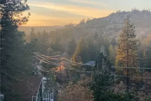 33012 Donner, Running Springs, CA 92308 - Photo 16