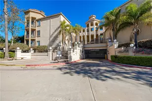 510 Camino De La Reina, San Diego, CA 92108 - Photo 2