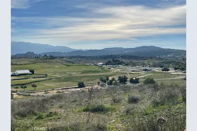 39282 San Ignacio Road, Hemet, CA 92544 - Photo 2