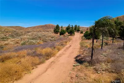 39282 San Ignacio Road, Hemet, CA 92544 - Photo 18
