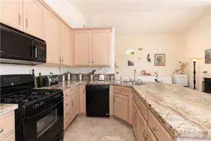 29745 Via Las Chacras, Temecula, CA 92591 - Photo 10
