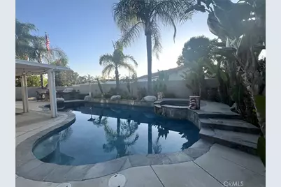 30027 Swan Point, Canyon Lake, CA 92587 - Photo 2