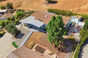 24440 Woodshed Way, Wildomar, CA 92595 - Photo 4