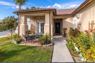 1989 Warwick, San Jacinto, CA 92582 - Photo 1