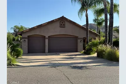 22049 Loch Lomond, Canyon Lake, CA 92587 - Photo 1