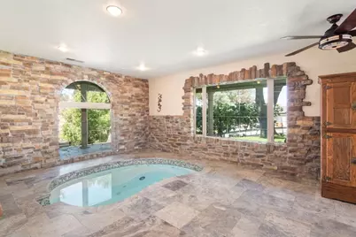 37890 Normandy, Winchester, CA 92596 - Photo 16
