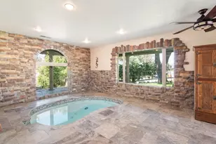 37890 Normandy, Winchester, CA 92596 - Photo 16