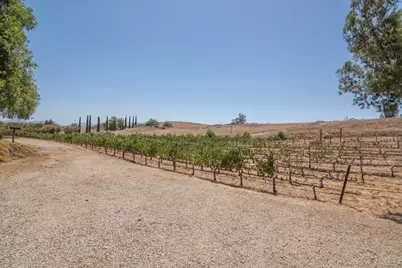 37890 Normandy, Winchester, CA 92596 - Photo 58