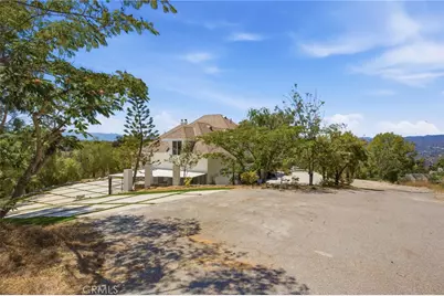 1094 Hillcrest View Lane, Fallbrook, CA 92028 - Photo 54