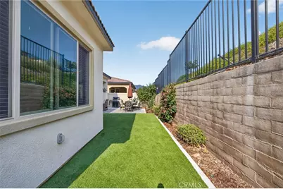 11890 Sagecrest Court, Corona, CA 92883 - Photo 38